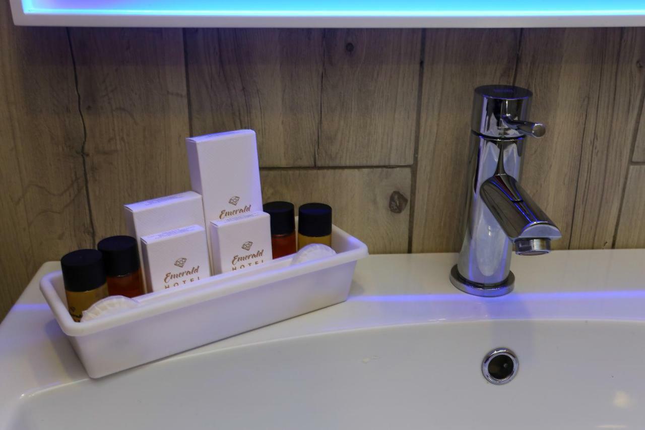 Emerald Boutique Hotel 티라나 외부 사진